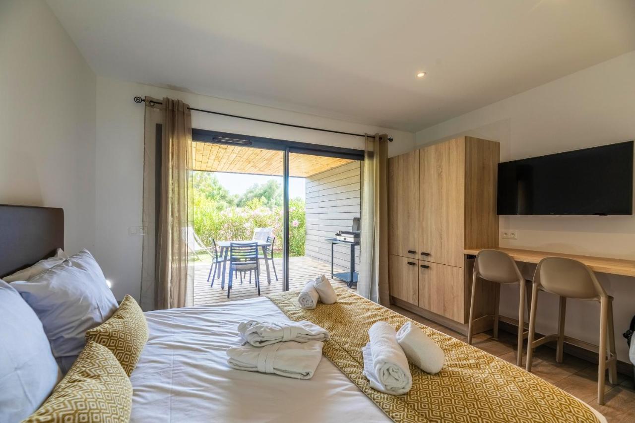 Residence Pierre & Vacances Premium Les Terrasses D'Arsella Порто-Веккьо Экстерьер фото